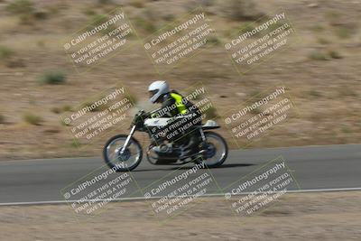 media/Apr-20-2025-AHRMA (Sun) [[393a79c373]]/Race/Group 12 early race/Turn 4b/